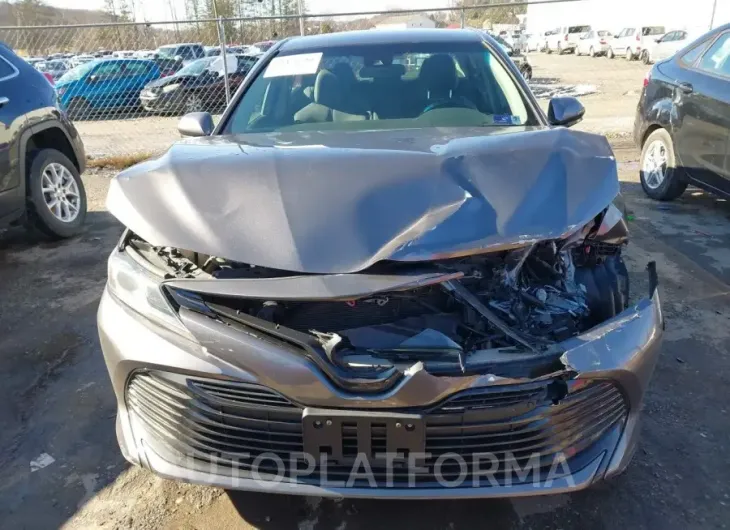 TOYOTA CAMRY 2018 vin 4T1B11HK2JU109941 from auto auction Iaai