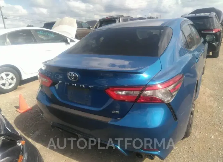 TOYOTA CAMRY 2018 vin 4T1B11HK2JU141563 from auto auction Iaai