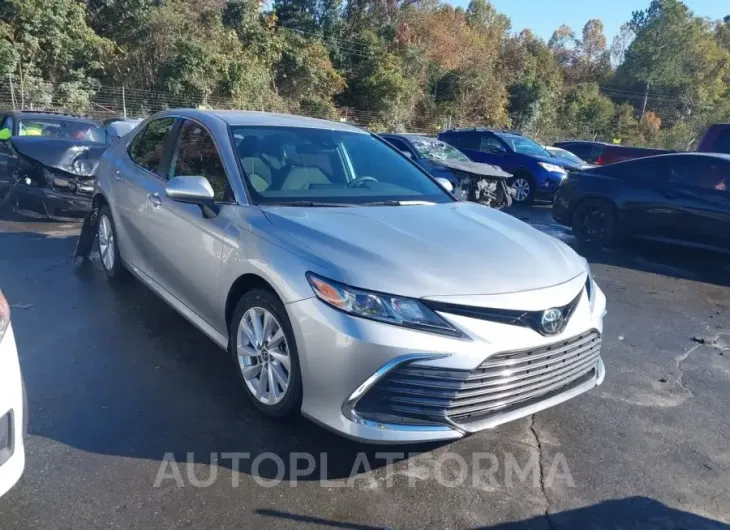 TOYOTA CAMRY 2021 vin 4T1C11AK6MU456062 from auto auction Iaai