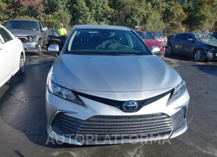 TOYOTA CAMRY 2021 vin 4T1C11AK6MU456062 from auto auction Iaai