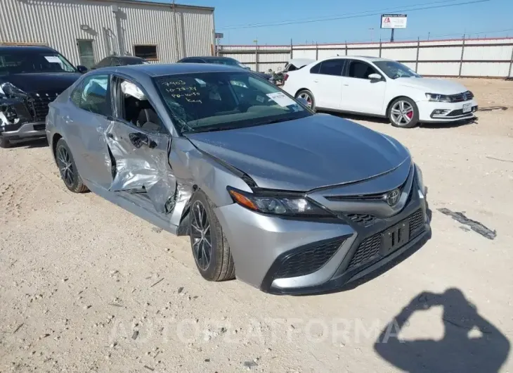 TOYOTA CAMRY 2022 vin 4T1G11AKXNU697903 from auto auction Iaai