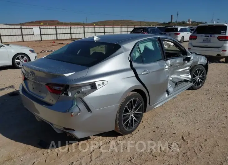 TOYOTA CAMRY 2022 vin 4T1G11AKXNU697903 from auto auction Iaai