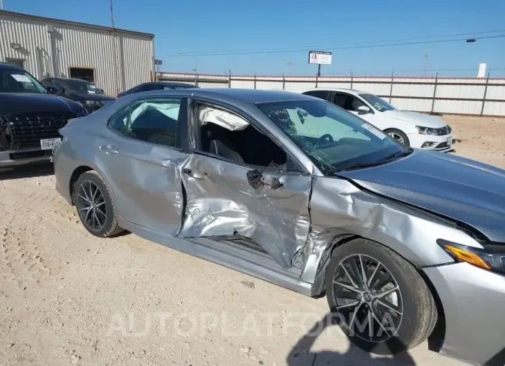 TOYOTA CAMRY 2022 vin 4T1G11AKXNU697903 from auto auction Iaai