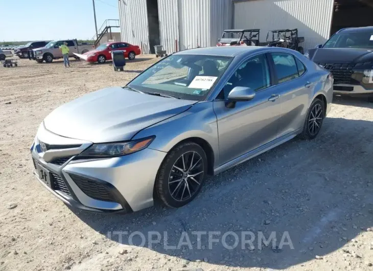 TOYOTA CAMRY 2022 vin 4T1G11AKXNU697903 from auto auction Iaai