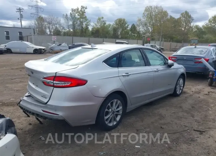 FORD FUSION HYBRID 2019 vin 3FA6P0LU0KR225595 from auto auction Iaai