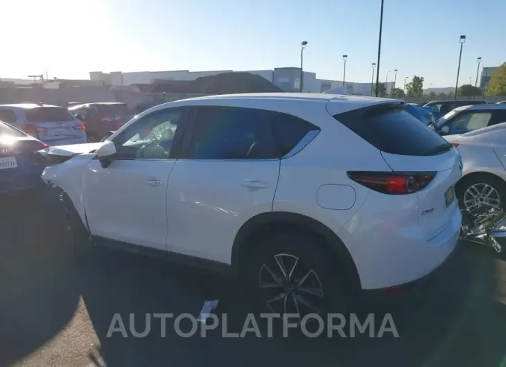 MAZDA CX-5 2018 vin JM3KFACM1J0308573 from auto auction Iaai