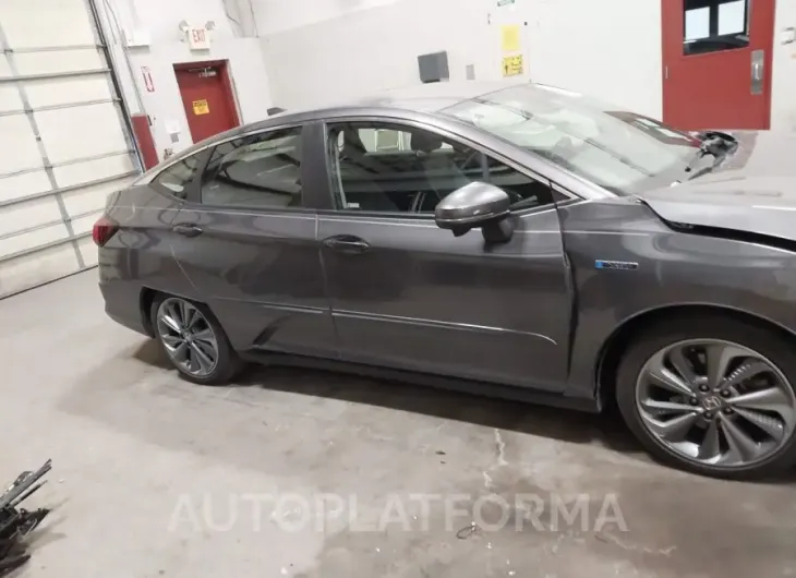 HONDA CLARITY PLUG-IN HYBRID 2018 vin JHMZC5F39JC000462 from auto auction Iaai